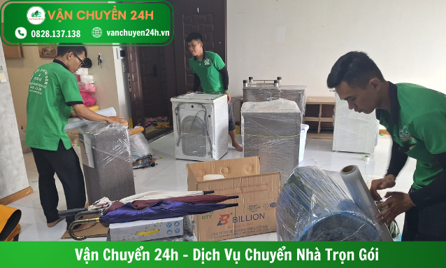 Mọi đồ đạc của bạn sẽ được vận chuyển một cách an toàn nhất. nhân viên vận chuyển 24h bao bọc kỹ càng đồ đạc trước khi vận chuyển