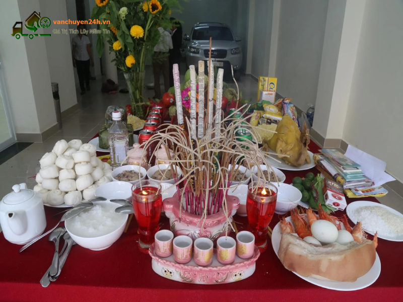 Chuẩn bị mâm cúng để làm lễ chuyển bàn thờ Chuẩn bị mâm cúng để làm lễ chuyển bàn thờ