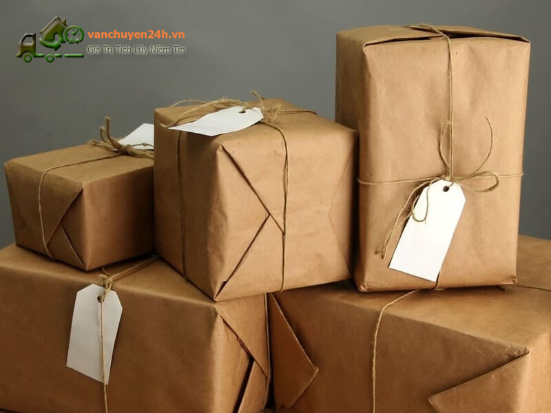 Mỗi thành viên nên có thùng riêng để đựng quần áo và đồ cá nhân Mỗi thành viên nên có thùng riêng để đựng quần áo và đồ cá nhân
