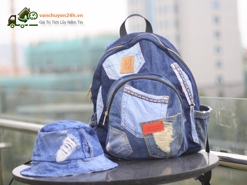 Quần Jeans có thể được sử dụng để làm ra những món đồ bắt mắt Tái chế đồ cũ khi chuyển nhà