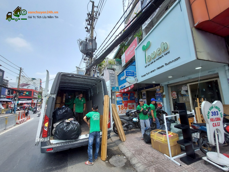 Giá thuê xe tải chở hàng TPHCM tại Vận tải Minh Phước