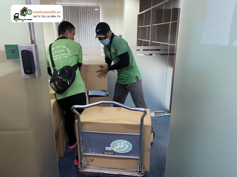 Vận Chuyển 24H giúp bạn dọn phòng trọ tốt nhất Vận Chuyển 24H giúp bạn dọn phòng trọ tốt nhất