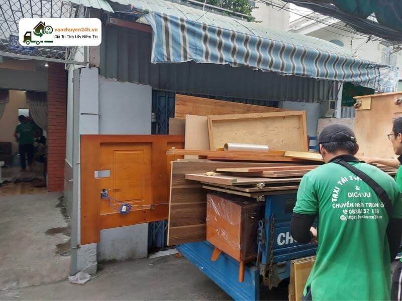 Sinh viên nên lựa chọn thuê chuyển chỗ ở để an toàn và tiết kiệm Chuyển phòng trọ dành cho sinh viên