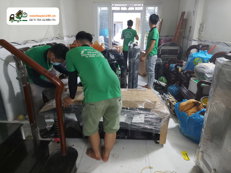 Vận Chuyển 24H - Đơn vị đóng gói vận chuyển bộ sofa chuyên nghiệp Vận Chuyển 24H - Đơn vị đóng gói vận chuyển bộ sofa chuyên nghiệp