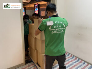 Bọc kỹ càng máy với vải bông hoặc đựng trong thùng gỗ