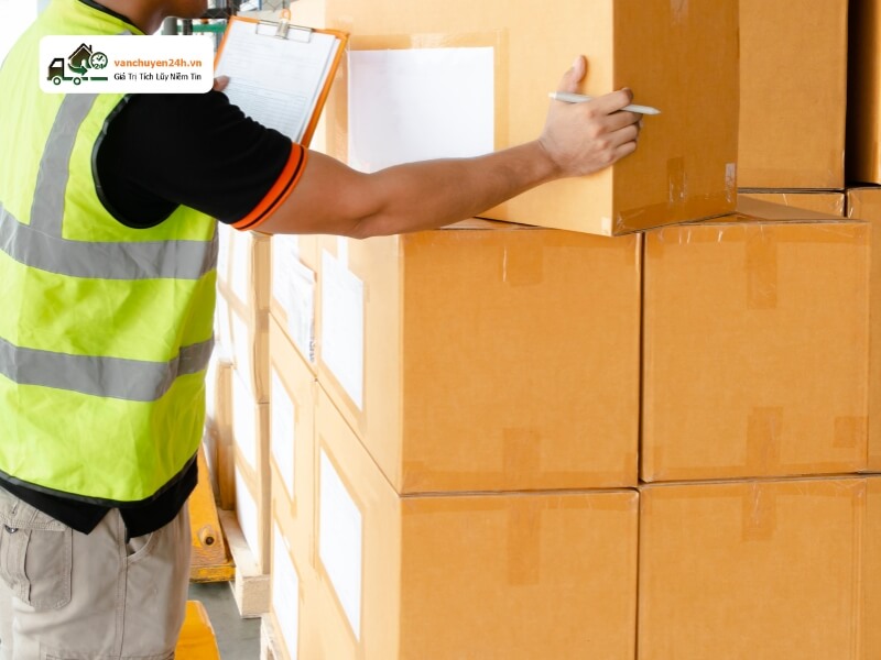 Kiểm kể hàng cũng là một phần quan trọng trong quy trình quản lý kho